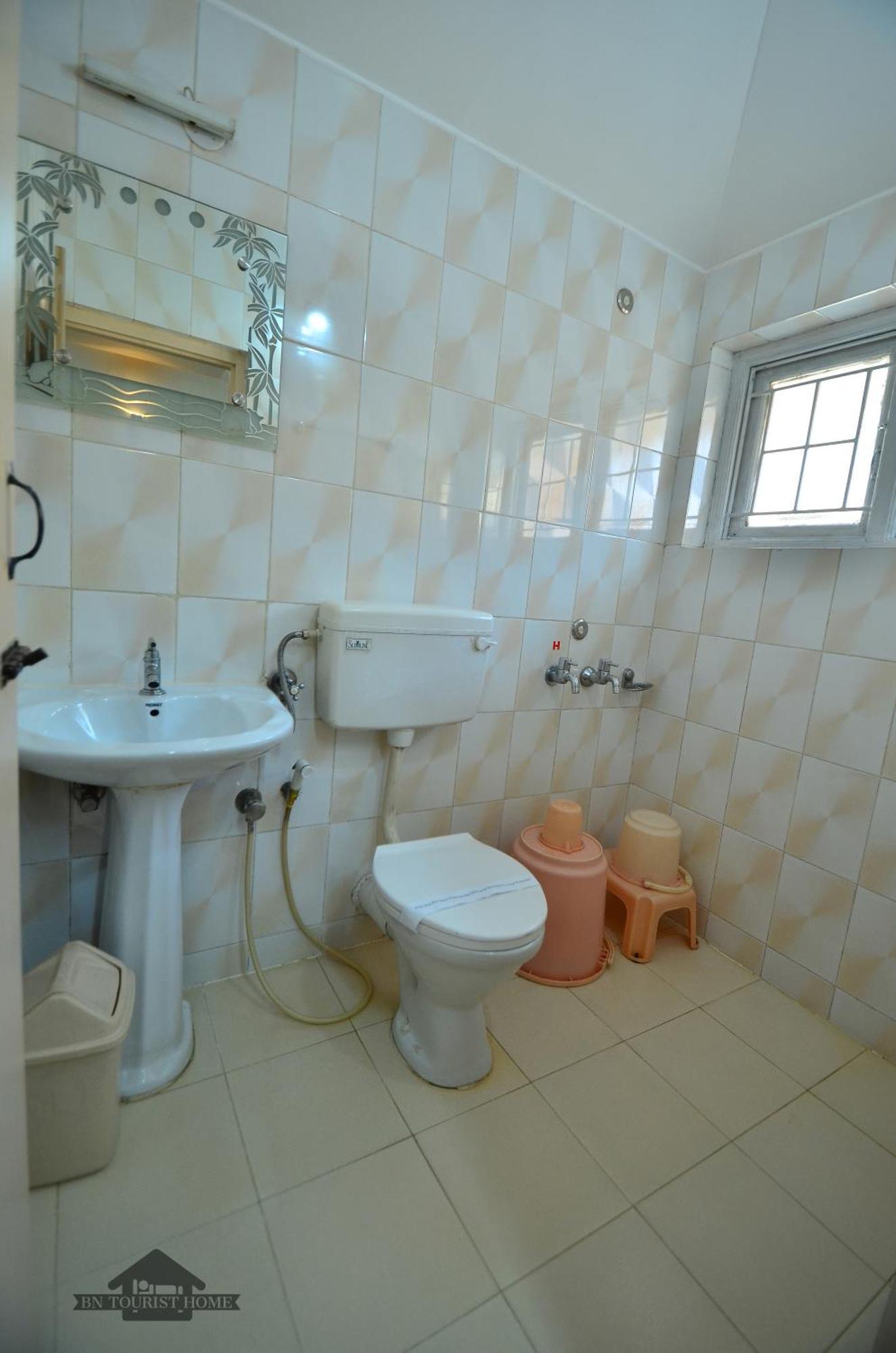 Bn Tourist Home Ooty Εξωτερικό φωτογραφία